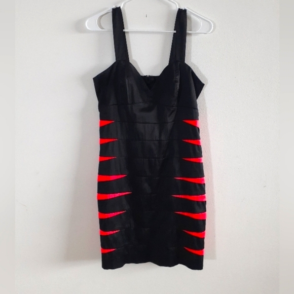 Funky elegant H&M dress in black & hot pink silk/satin, size 10 (40 EU) - Picture 2 of 8